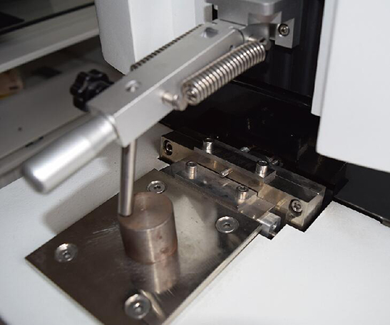 直讀光譜儀的激發臺 /cxyq/20191024104137-FpOPX6T0RSXzGfO_CAGwJk66twQ3.jpg