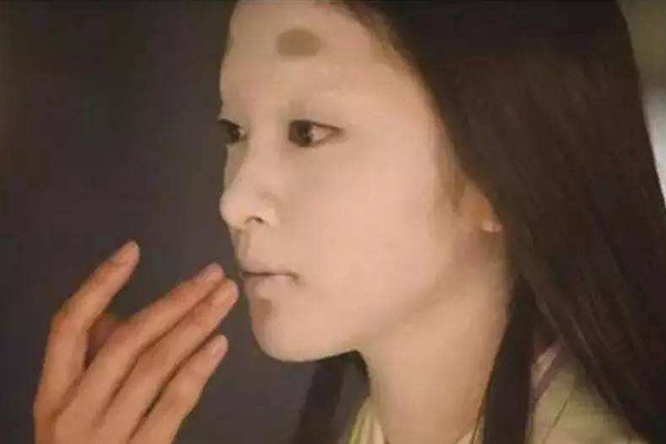 古代用水銀美白 /cxyq/20201022153302-FpooauR7Z0ykkDHPMlVpOxCsmSBP.jpg